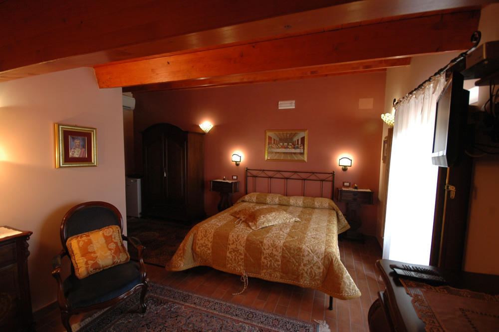 B&B La Ginestra Civita Exterior photo